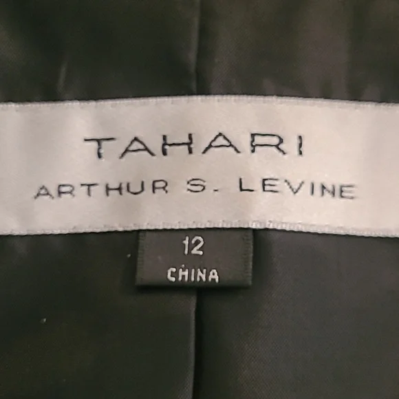 NWOT Tahari Blazer Skirt Set Size 12 - Picture 5 of 10